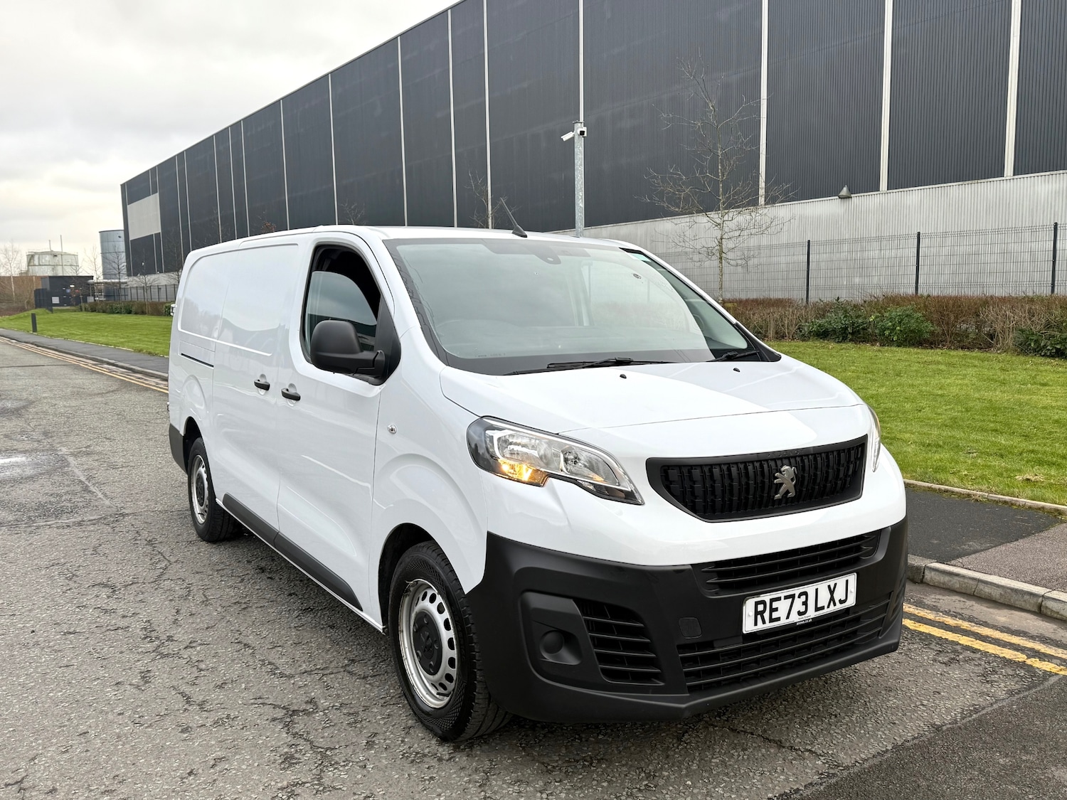 Used Peugeot Expert 2023 for sale - 77319221: Photo 9