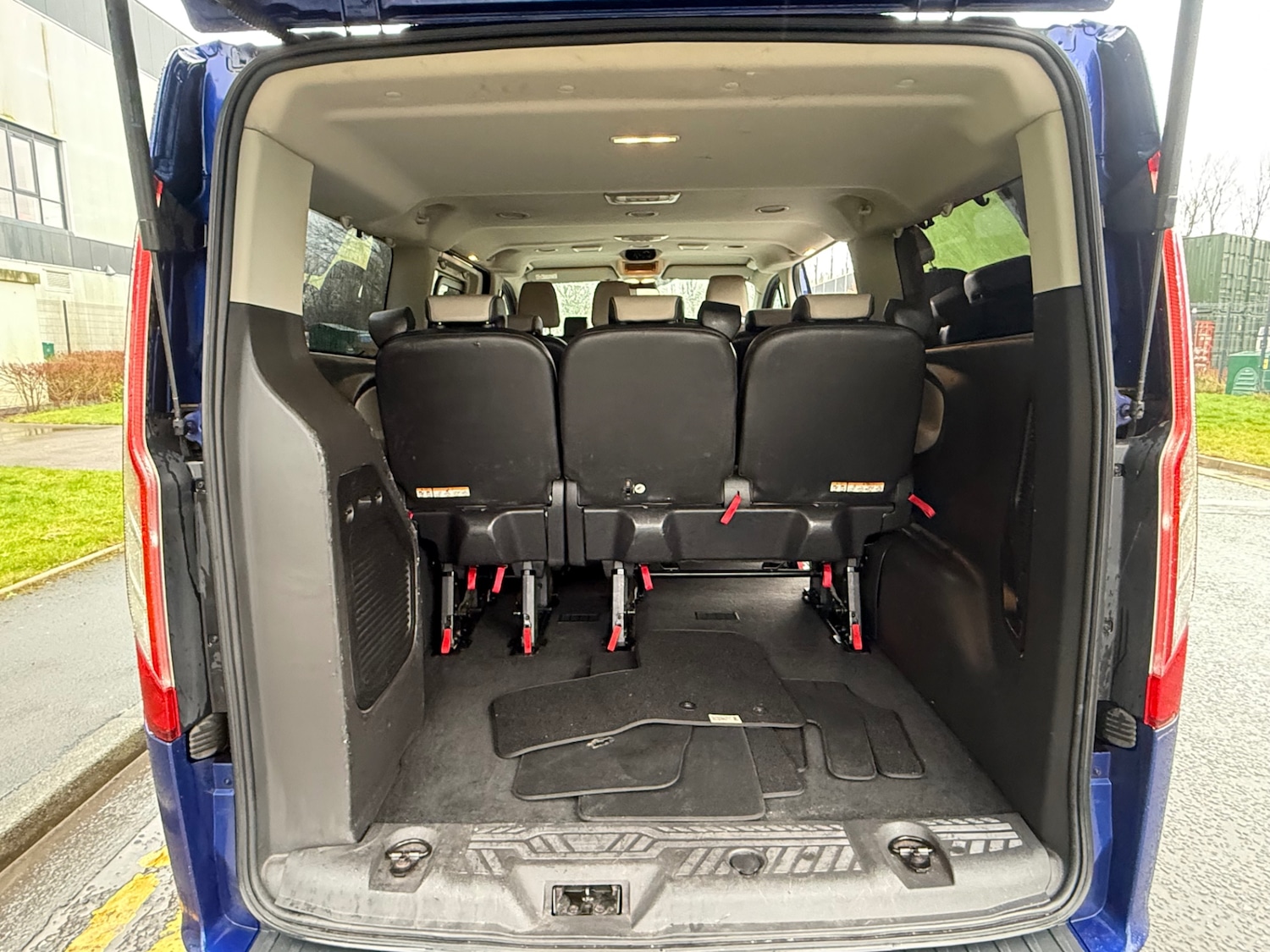 Used Ford Tourneo Custom 2016 for sale - 77461411: Photo 17