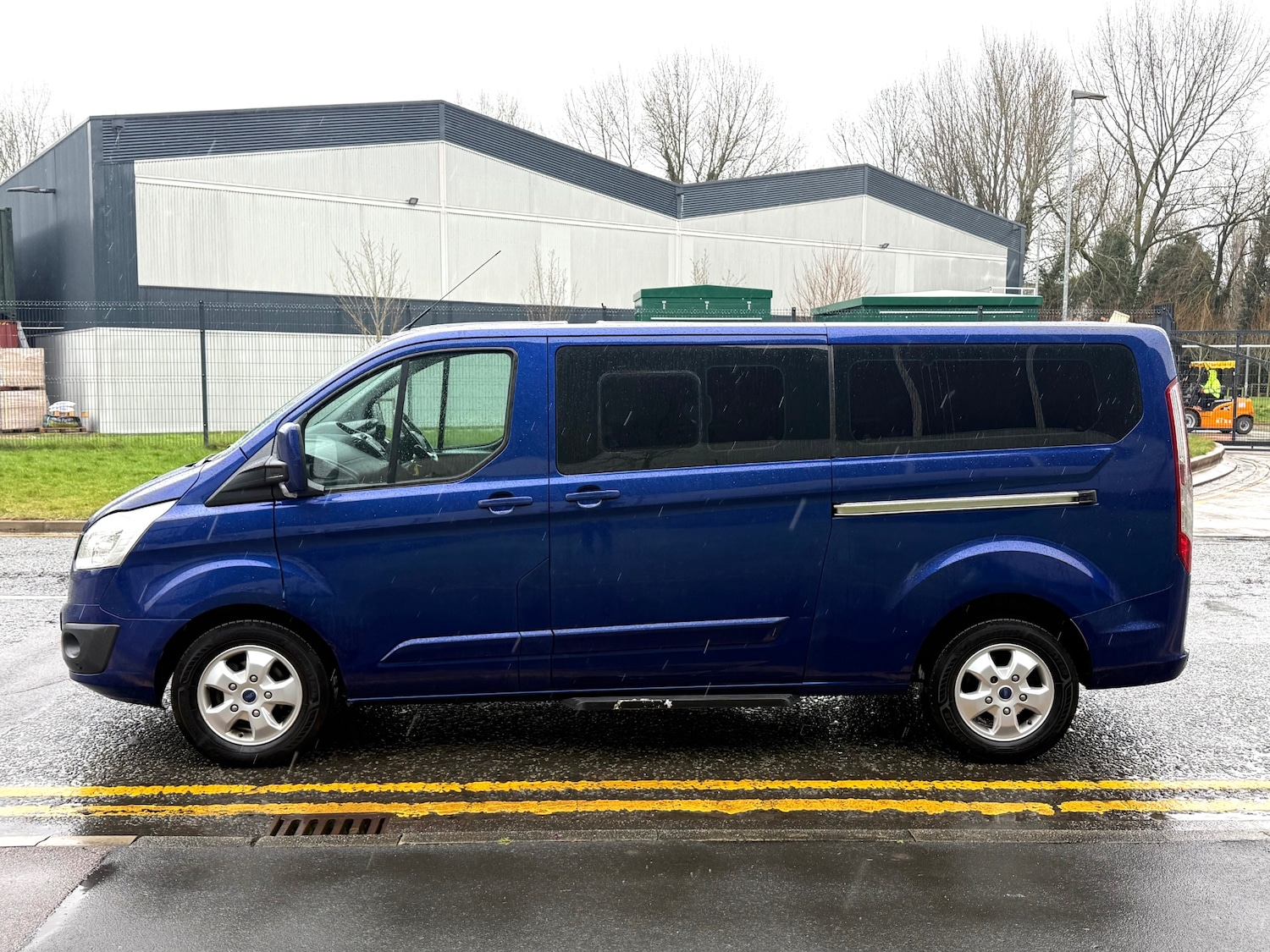 Used Ford Tourneo Custom 2016 for sale - 77461411: Photo 6
