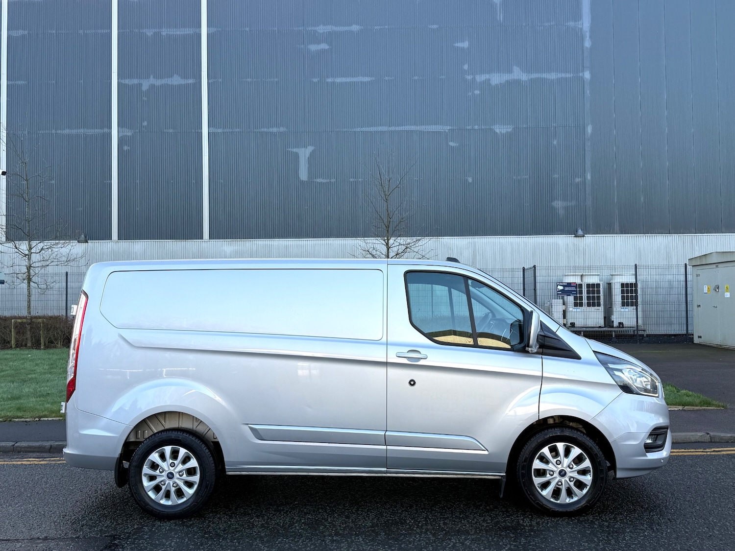 Used Ford Transit Custom 2022 for sale - 76941883: Photo 2