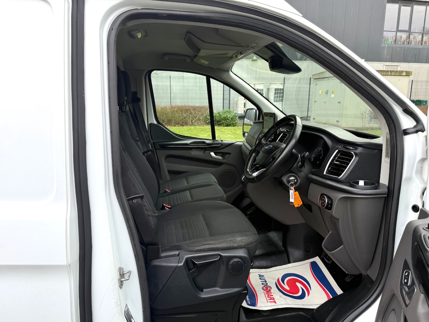 Used Ford Transit Custom 2018 for sale - 77326381: Photo 17