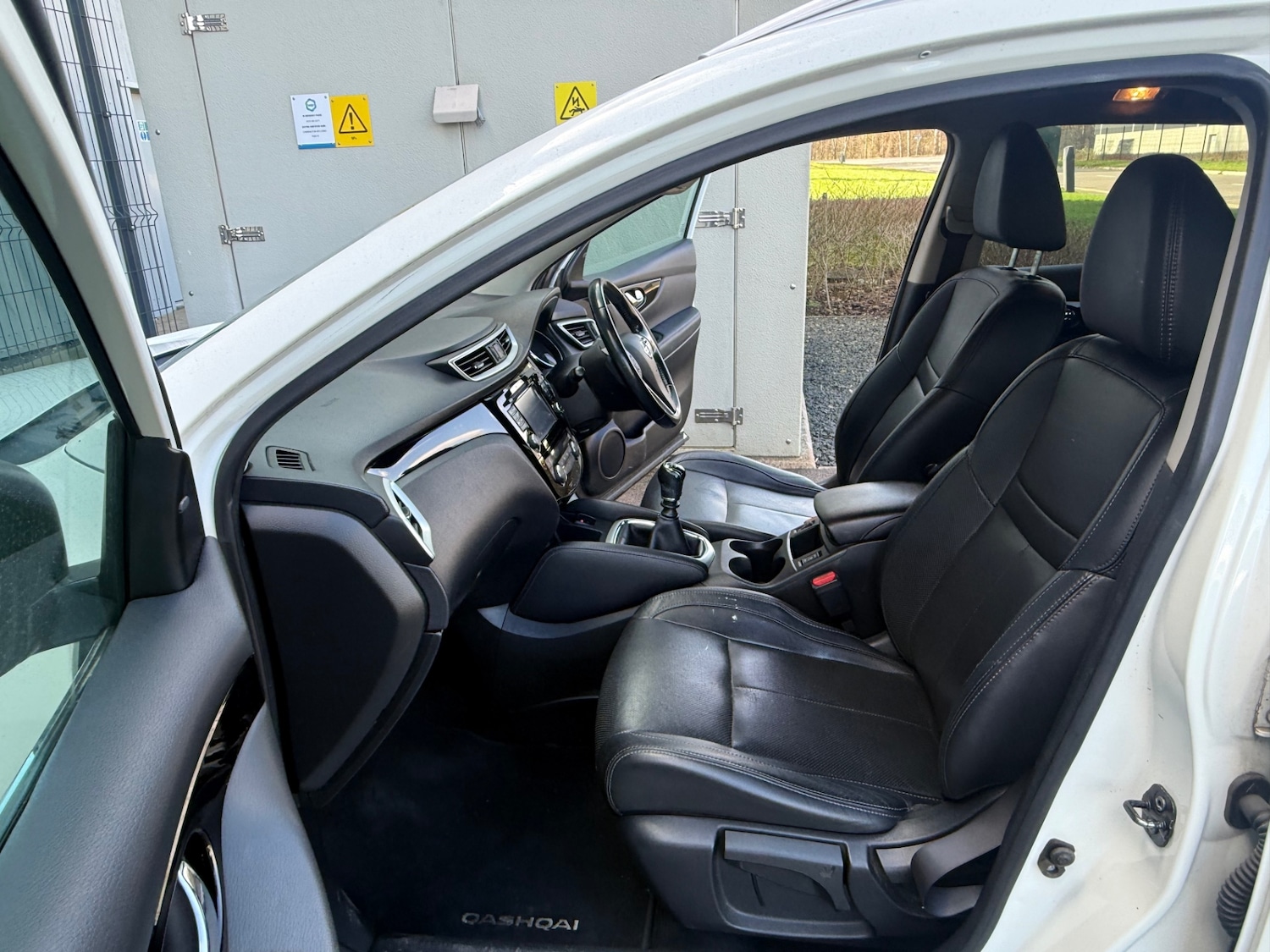 Used Nissan Qashqai 2017 for sale - 77836182: Photo 14