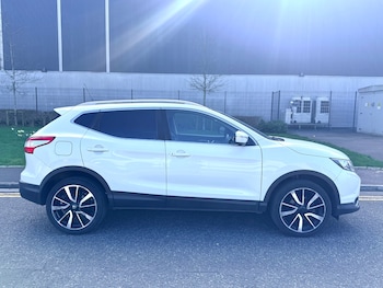 Used Nissan Qashqai 2017 for sale - 77836182: Photo