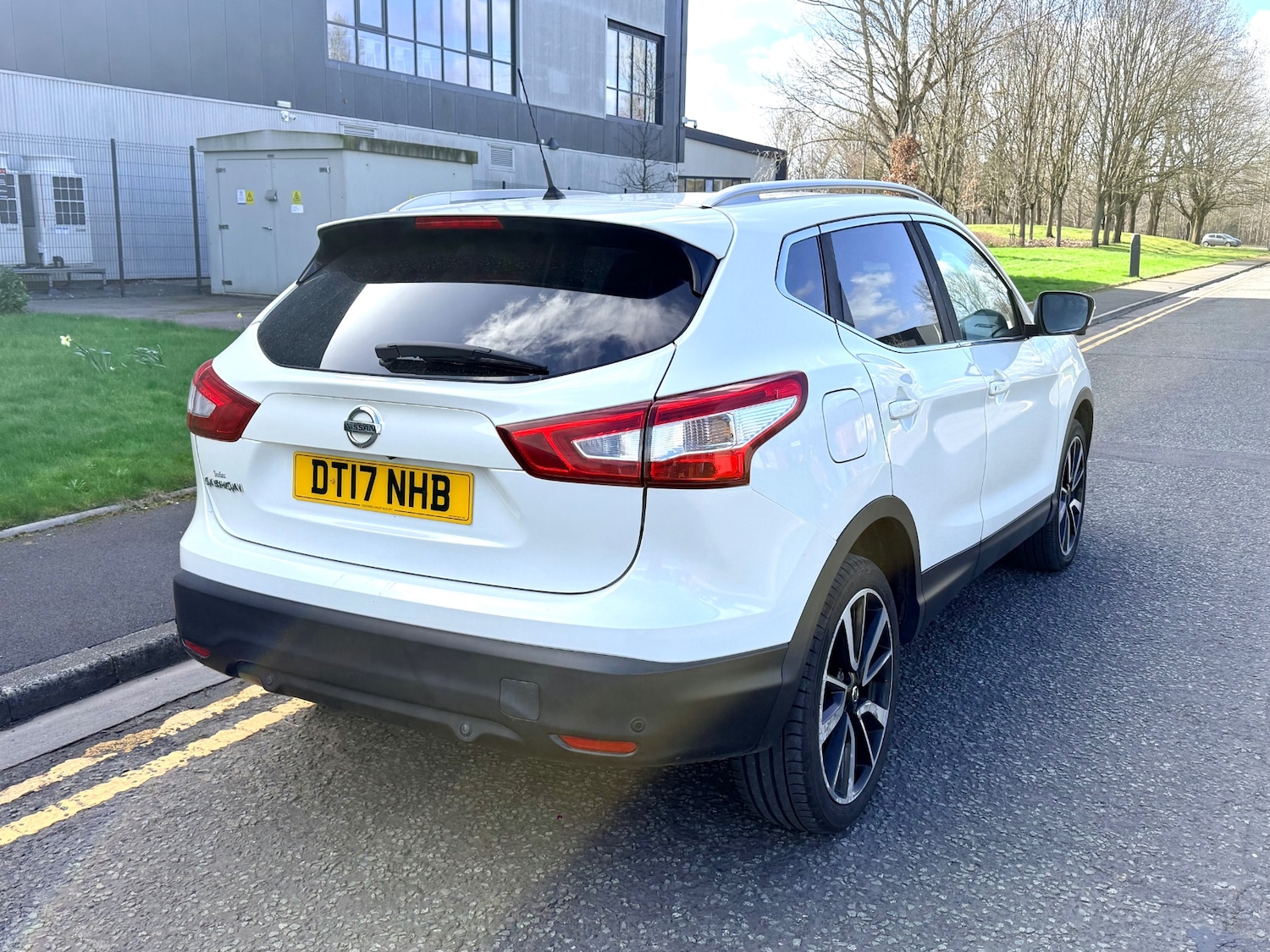 Used Nissan Qashqai 2017 for sale - 77836182: Photo 3