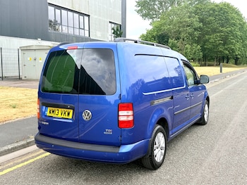 Used Volkswagen Caddy Maxi 2013 for sale - 79284941: Photo