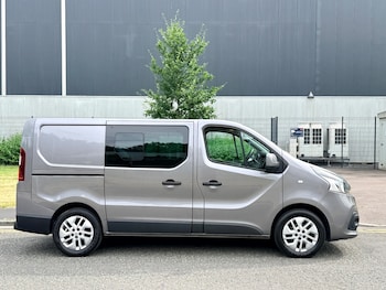 Used Renault Trafic 2017 for sale - 79359538: Photo