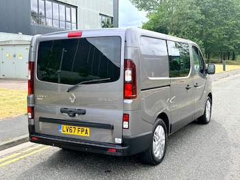 Used Renault Trafic 2017 for sale - 79359538: Photo