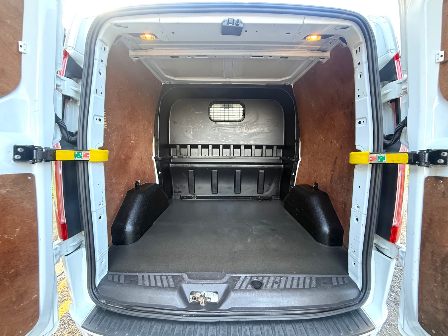 Used Ford Transit Custom 2016 for sale - 78055419: Photo 17