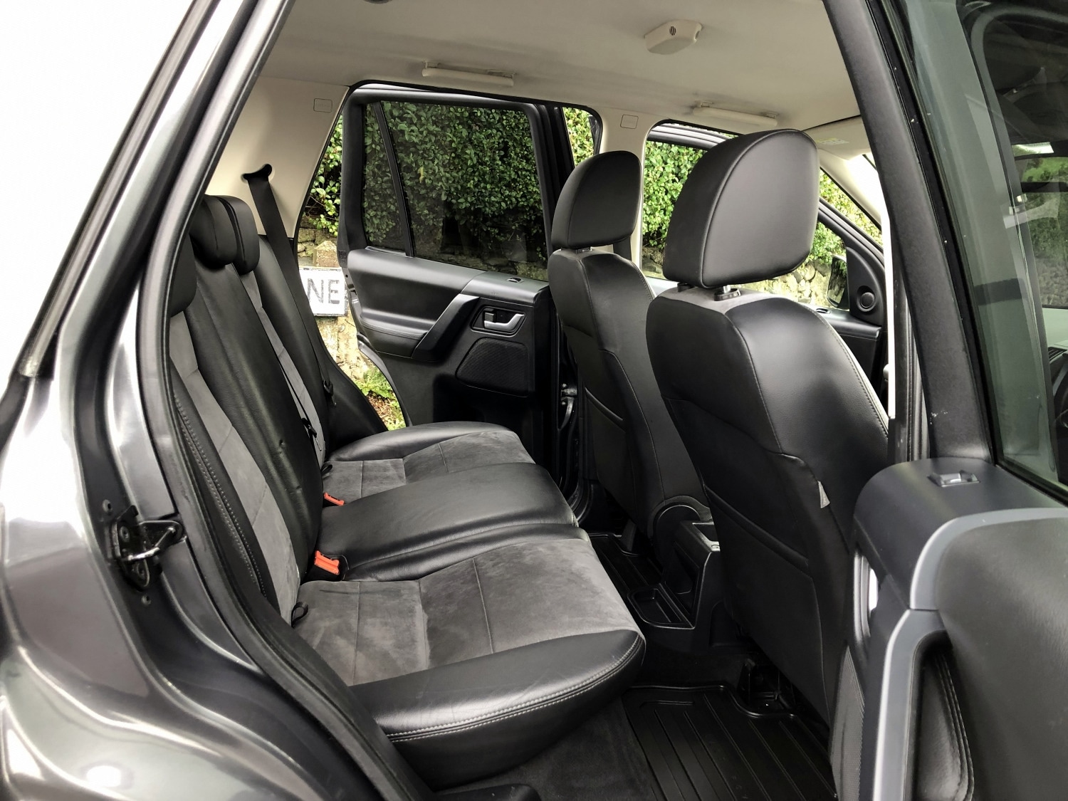 Used Land Rover Freelander 2 2011 for sale - 76557061: Photo 6