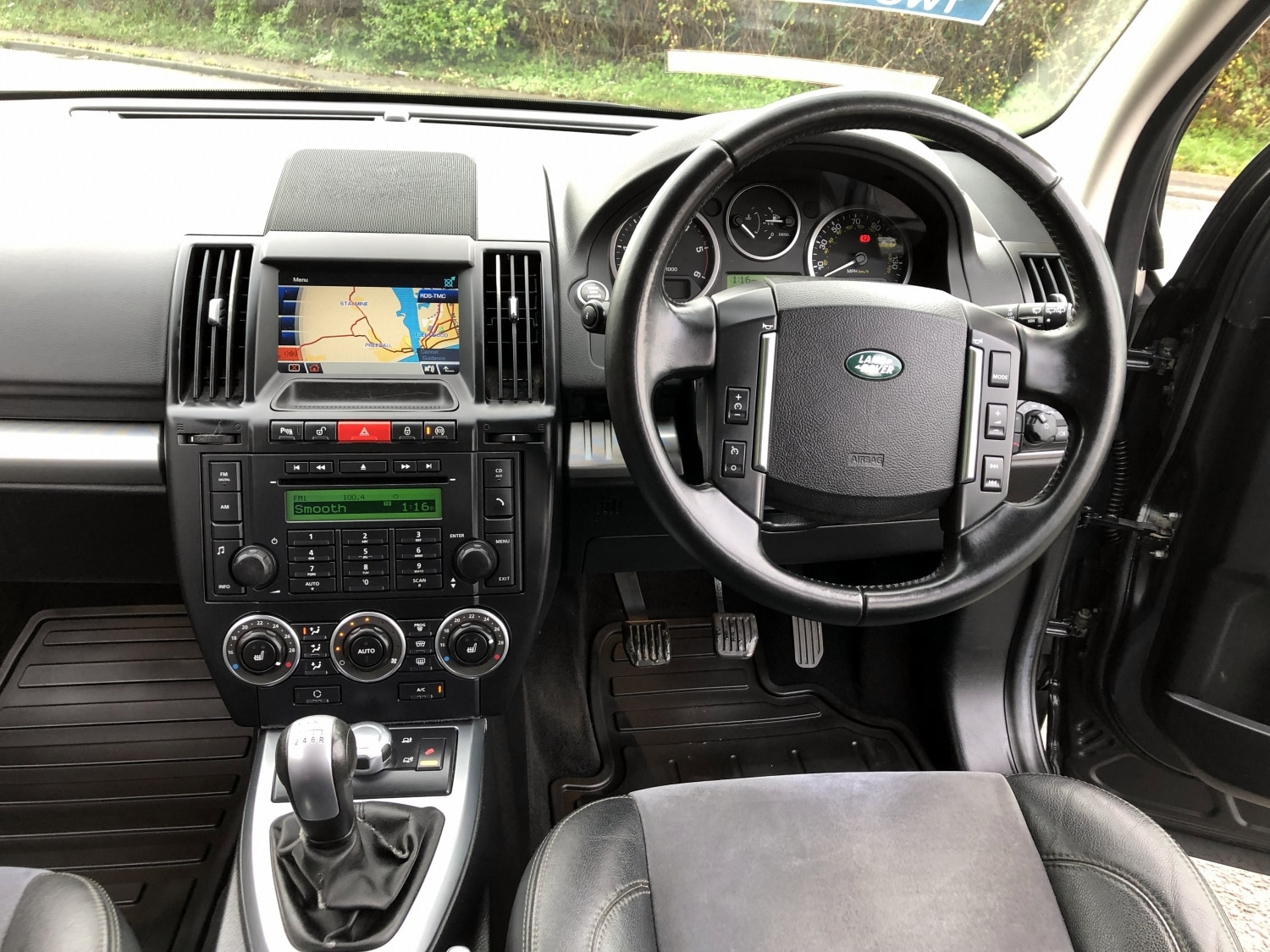 Used Land Rover Freelander 2 2011 for sale - 76557061: Photo 8