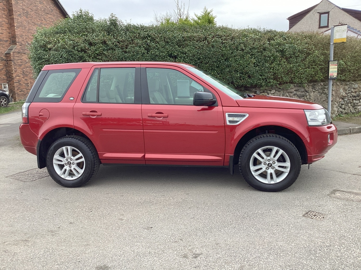Used Land Rover Freelander 2 2013 for sale - 77529780: Photo 2