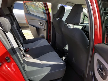 Used Toyota Yaris 2016 for sale - 78815734: Photo
