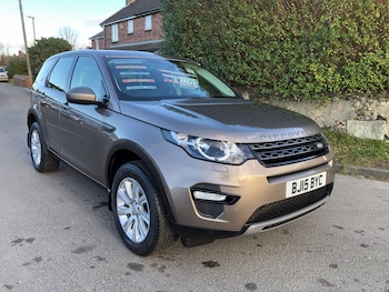 2015 (15) - 2.2 SD4 SE TECH TURBO DIESEL AUTOMATIC - COMPREHENSIVE SERVICE HISTORY 5-Door