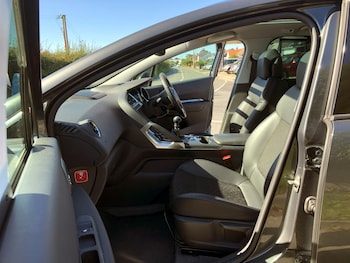 Used Peugeot 3008 2015 for sale - 75984928: Photo