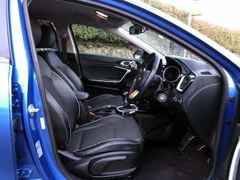 Used Kia Ceed 2018 for sale - 77247642: Photo