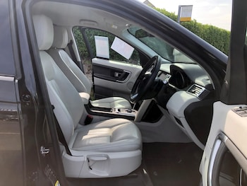 Used Land Rover Discovery Sport 2015 for sale - 78486075: Photo
