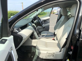 Used Land Rover Discovery Sport 2015 for sale - 78486075: Photo