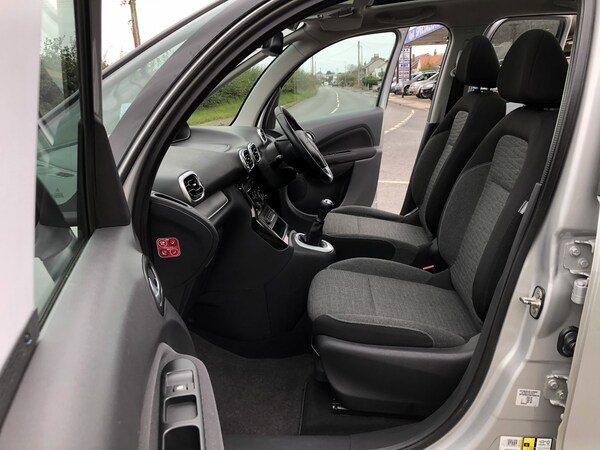 Used Citroen C3 Picasso 2016 for sale - 76193338: Photo 4