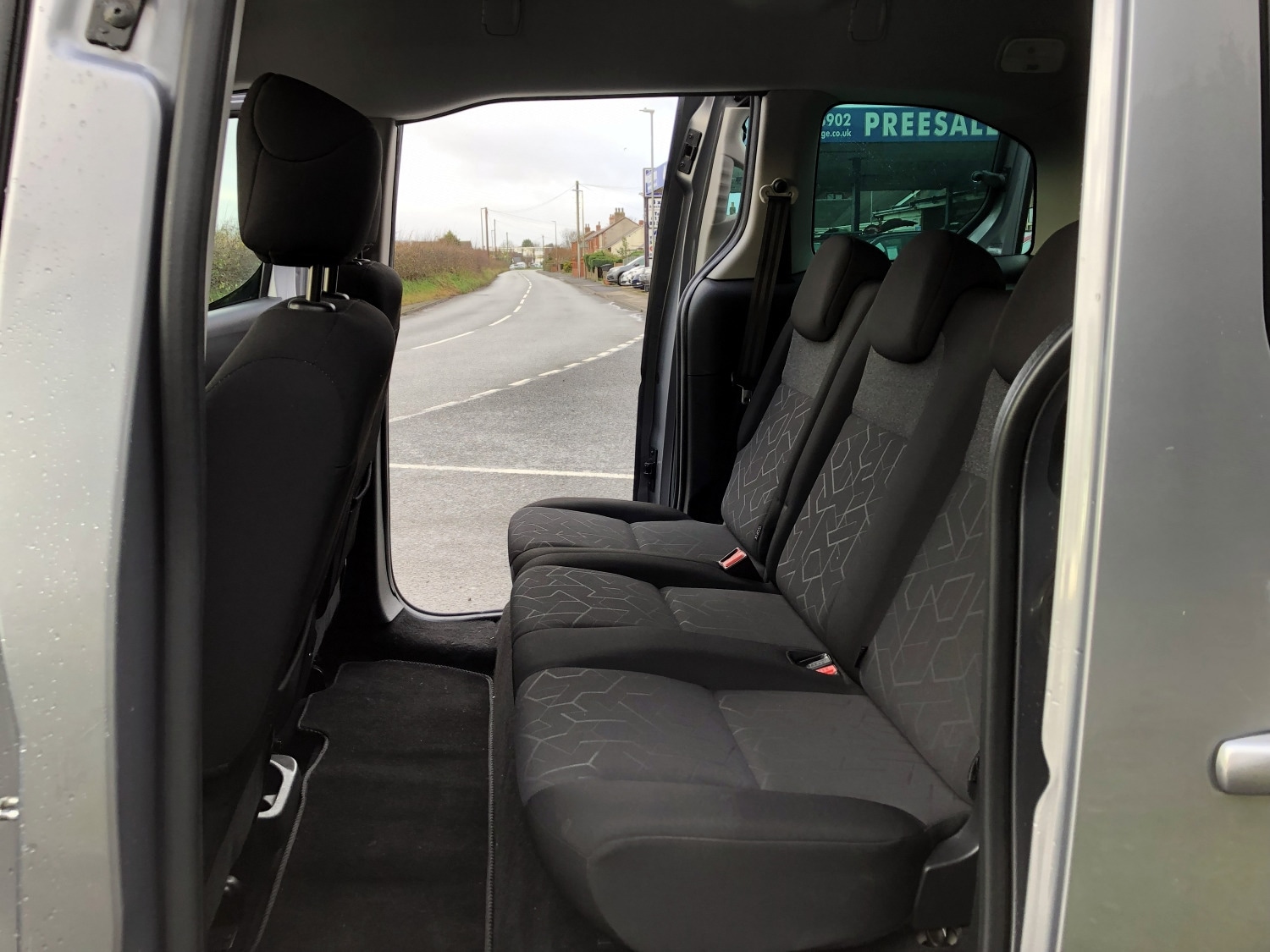 Used Peugeot Partner Tepee 2017 for sale - 76877885: Photo 5