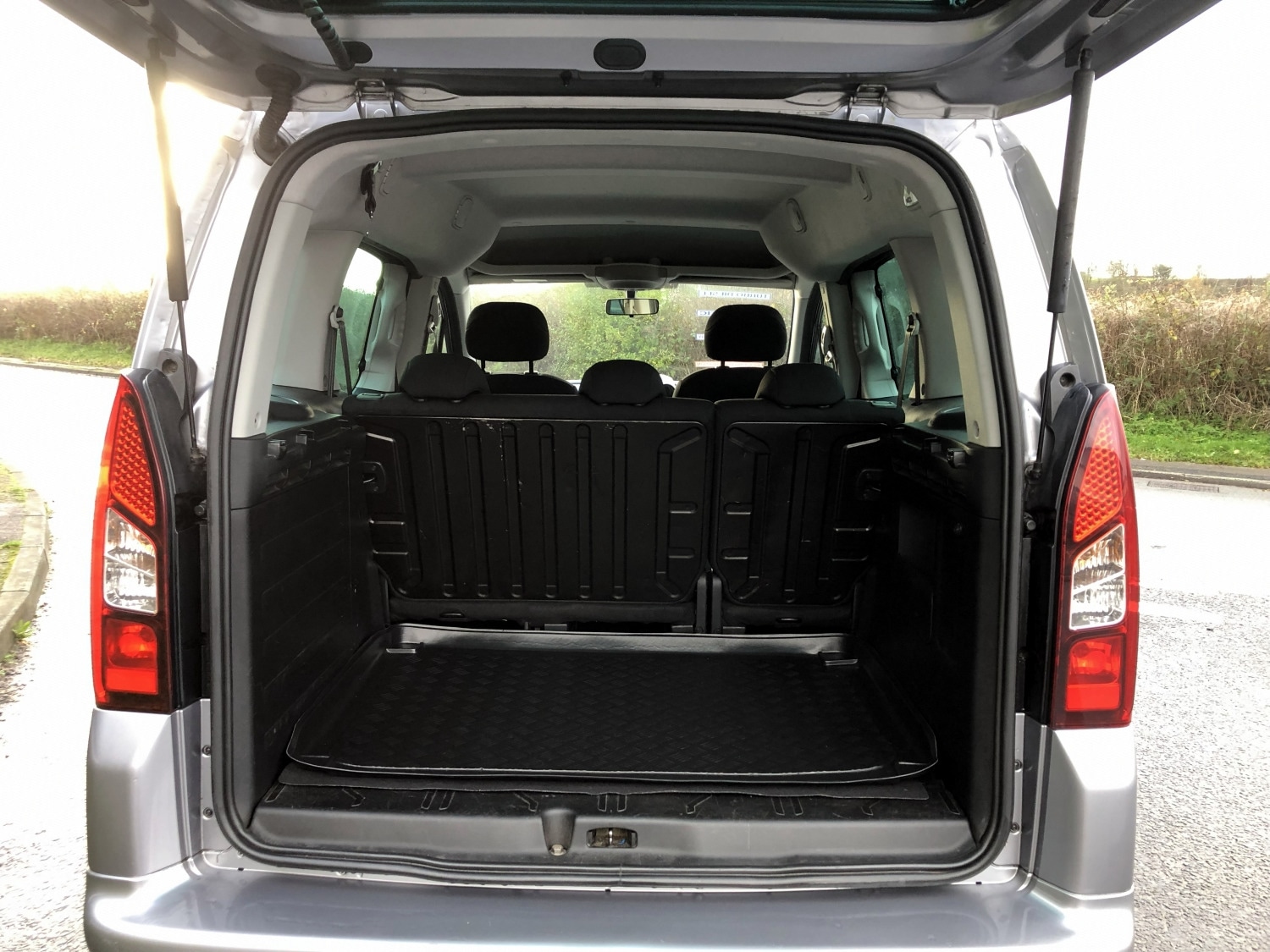 Used Peugeot Partner Tepee 2017 for sale - 76877885: Photo 7