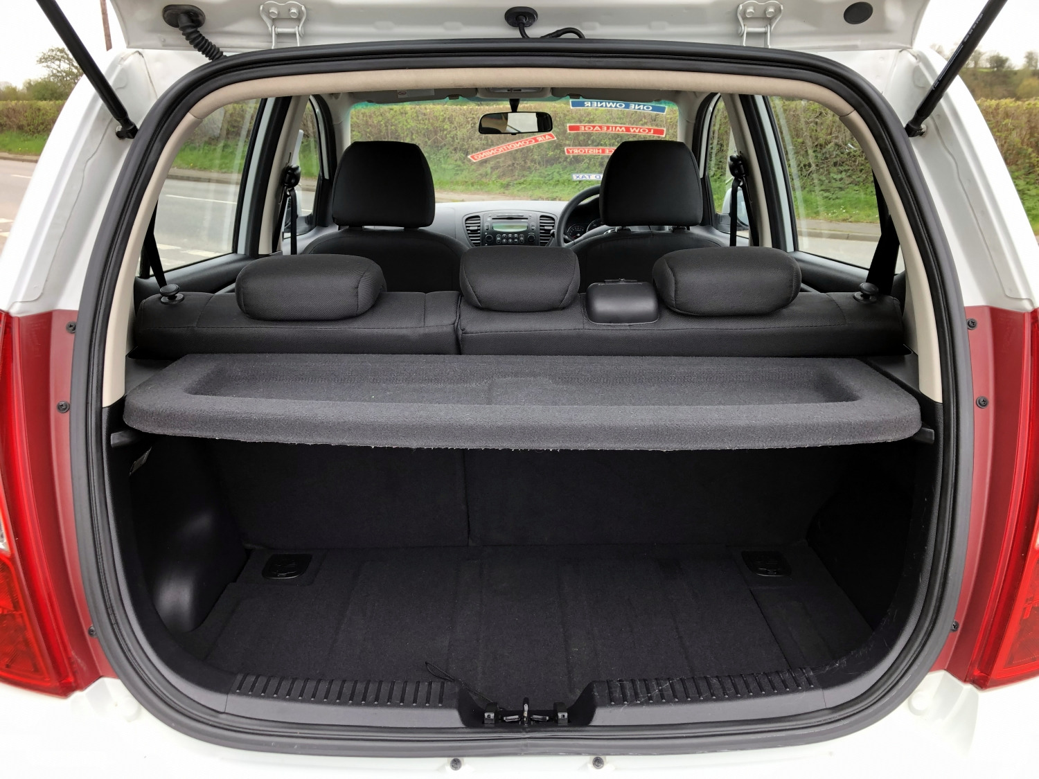 Used Hyundai i10 2013 for sale - 77998790: Photo 7