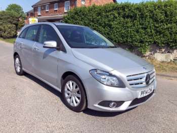 2014 (14) - 1.6 B180 SE PETROL MANUAL MPV - FULL DEALER SERVICE HISTORY - 25000 MILES 5-Door