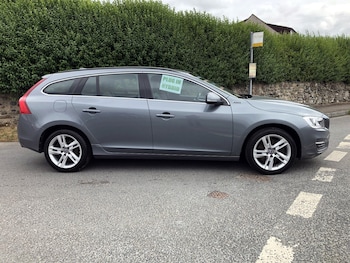 Used Volvo V60 2017 for sale - 79175414: Photo