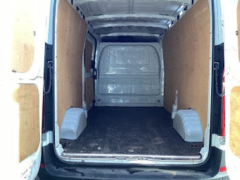 Maxus Deliver 9 feature image