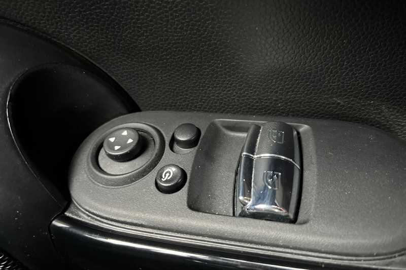 Used MINI Hatch 2021 for sale - 76378611: Photo 18