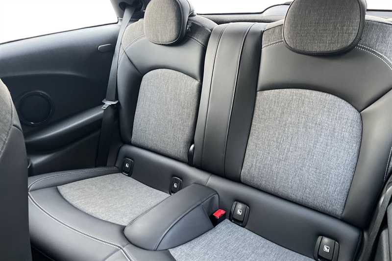 Used MINI Hatch 2021 for sale - 76378611: Photo 19