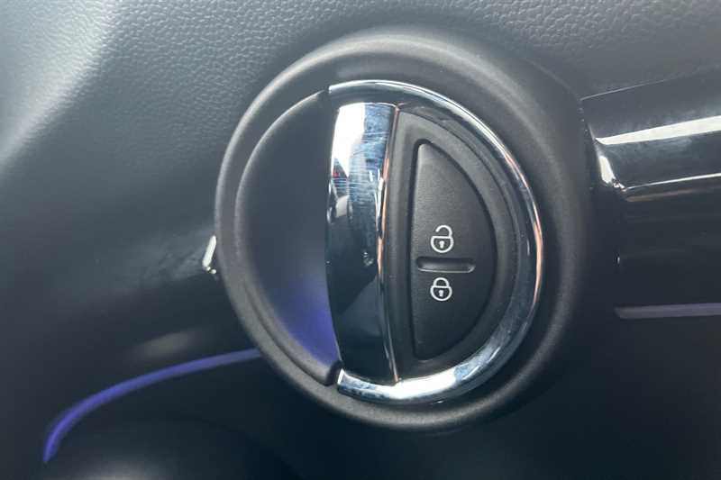 Used MINI Hatch 2021 for sale - 76378611: Photo 29