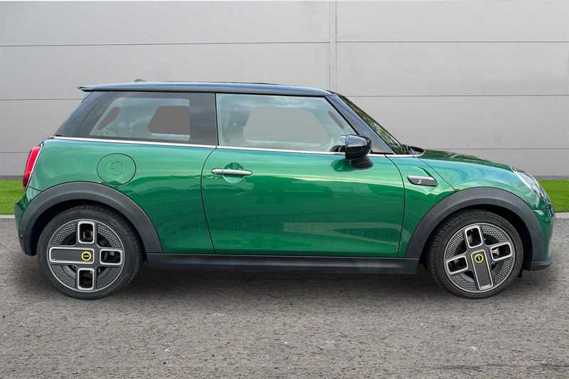 Used MINI Hatch 2021 for sale - 76378611: Photo 3