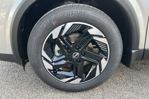 Used Nissan Qashqai 2025 for sale - 74881142: Photo 6