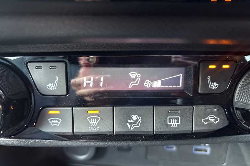 Used Nissan Juke 2024 for sale - 76745544: Photo 39