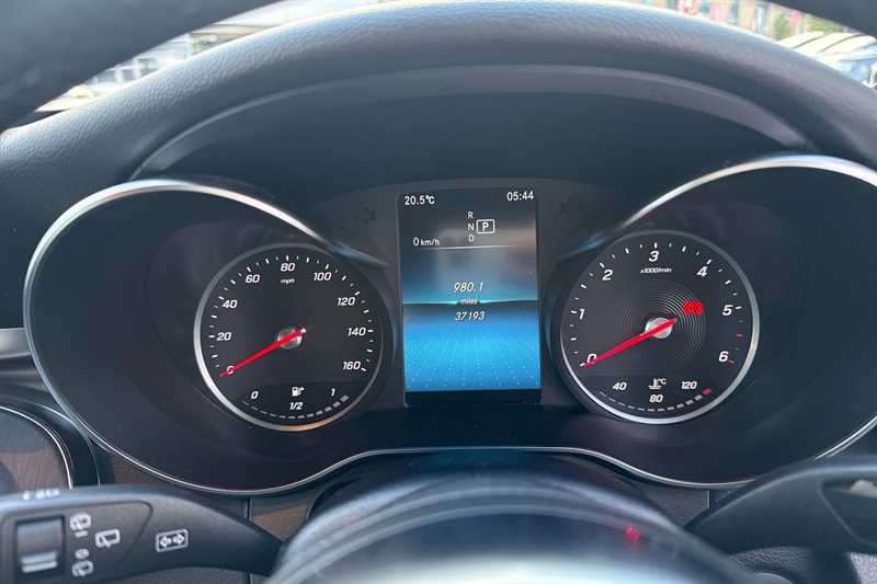 Used Mercedes-Benz GLC 2020 for sale - 75759166: Photo 14