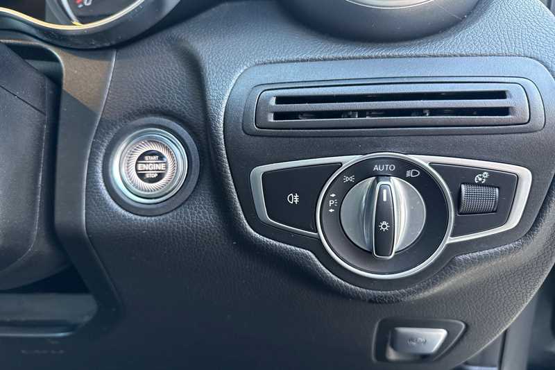 Used Mercedes-Benz GLC 2020 for sale - 75759166: Photo 37