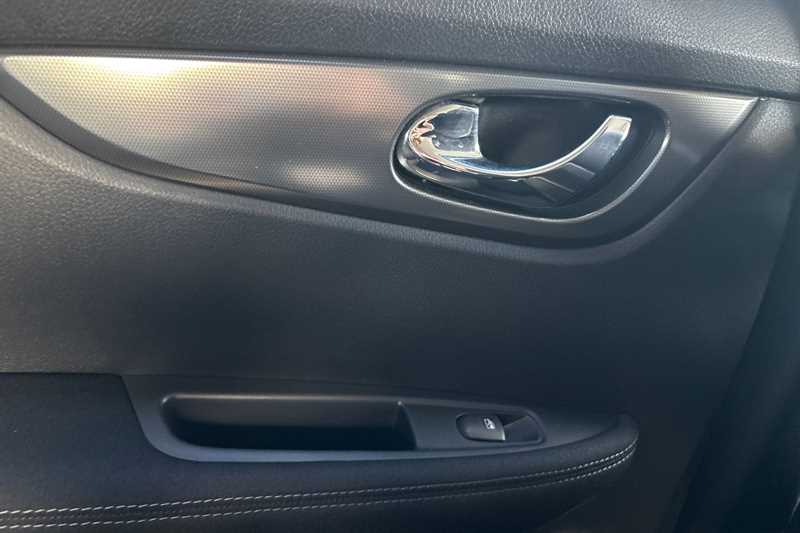Used Nissan Qashqai 2018 for sale - 76204213: Photo 24