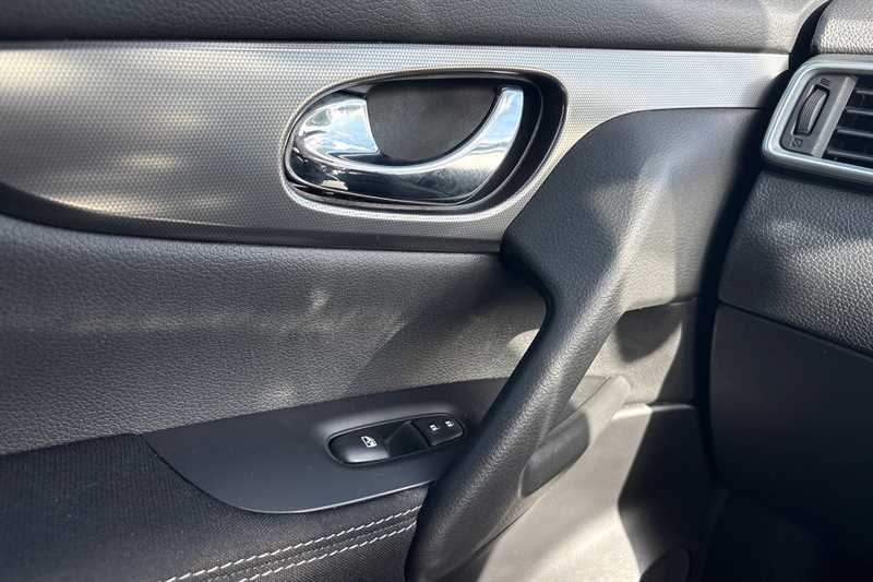 Used Nissan Qashqai 2018 for sale - 76204213: Photo 35