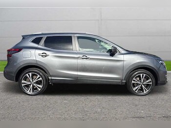Used Nissan Qashqai 2018 for sale - 76204213: Photo