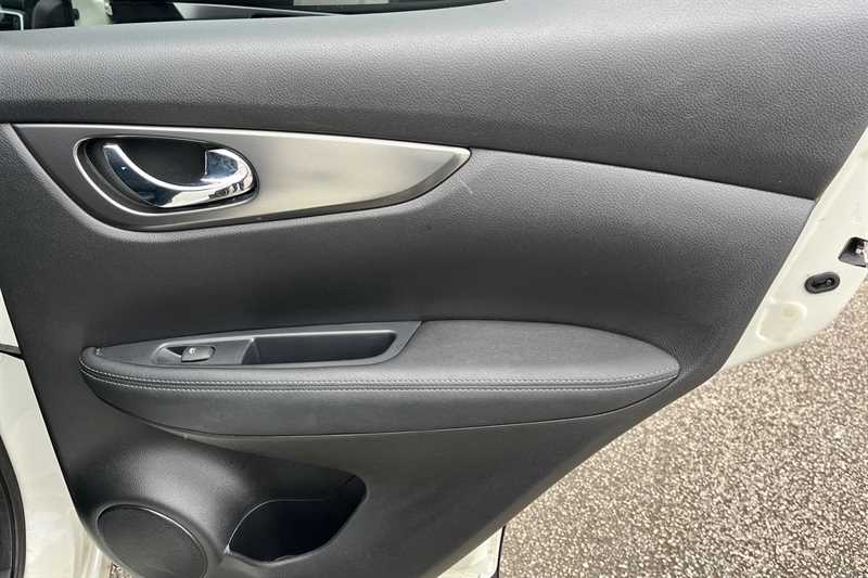 Used Nissan Qashqai 2018 for sale - 78089040: Photo 32