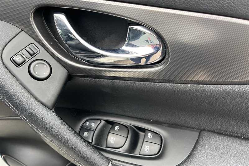 Used Nissan Qashqai 2018 for sale - 78089040: Photo 34