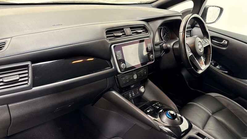 Used Nissan Leaf 2021 for sale - 76826958: Photo 3