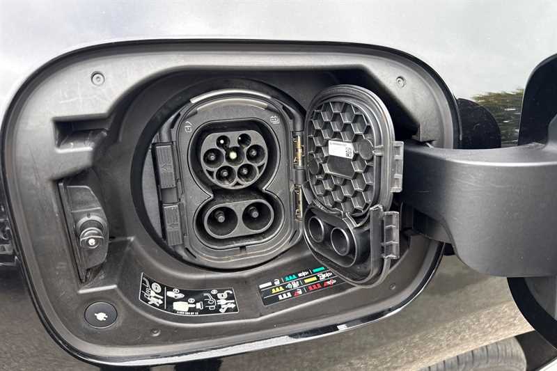 Used Mercedes-Benz EQC 2022 for sale - 75902428: Photo 26