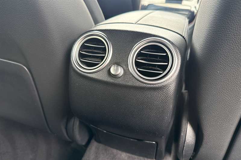 Used Mercedes-Benz EQC 2022 for sale - 75902428: Photo 31