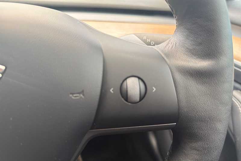 Used Tesla Model 3 2021 for sale - 77256801: Photo 17