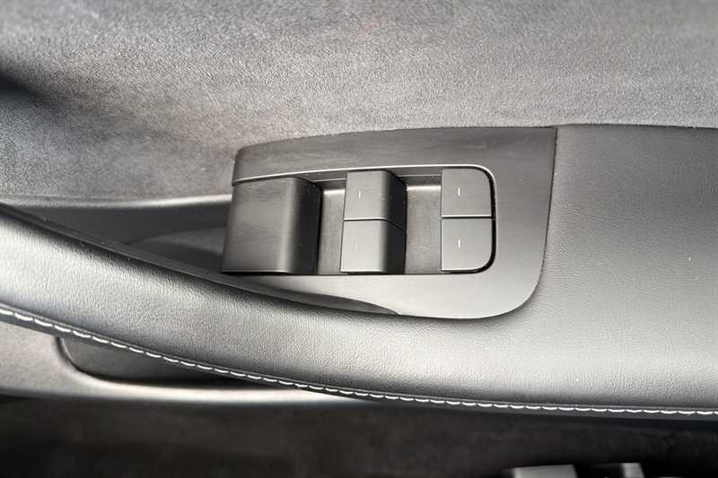 Used Tesla Model 3 2021 for sale - 77256801: Photo 19