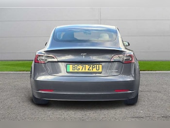 Used Tesla Model 3 2021 for sale - 77256801: Photo