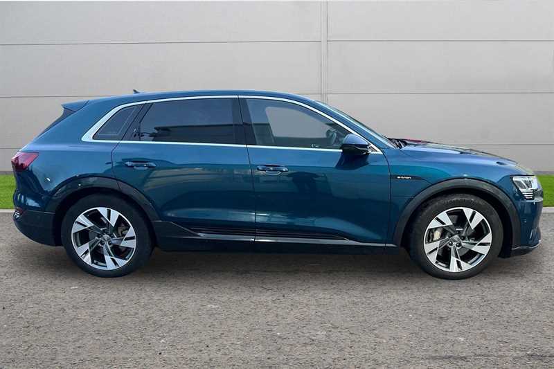 Used Audi e-tron 2019 for sale - 76928300: Photo 3