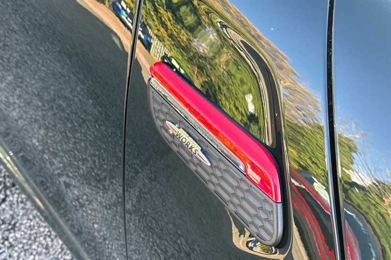 Used MINI Convertible 2024 for sale - 76441959: Photo 25