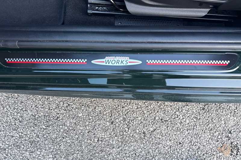 Used MINI Convertible 2024 for sale - 76441959: Photo 27